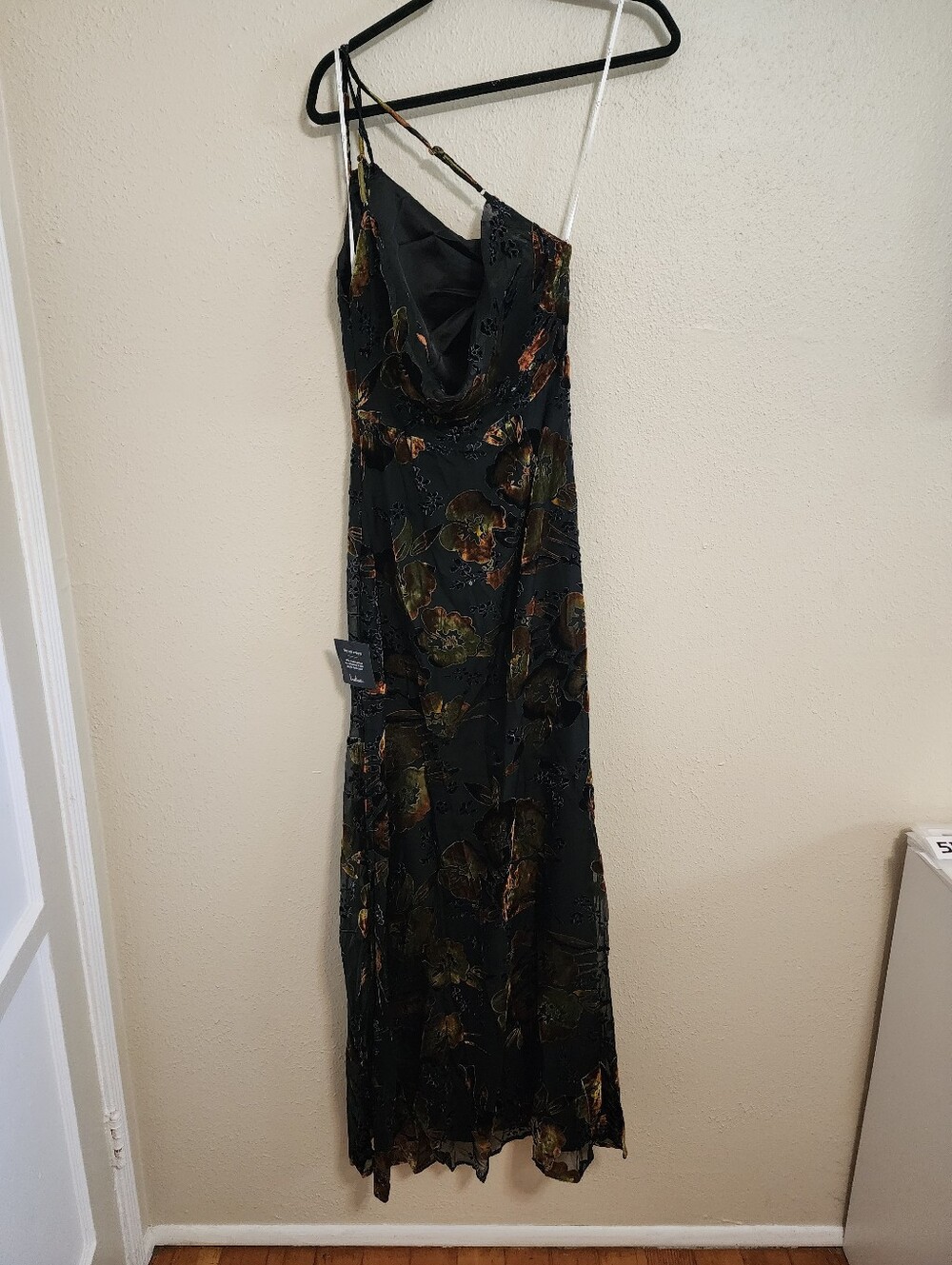 Lulus Ethereal Entrance Black Velvet Burnout One-Shoulder Maxi Dress XS Wedding - Picture 8 of 10